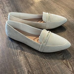 Nude Pointed Toe Flats